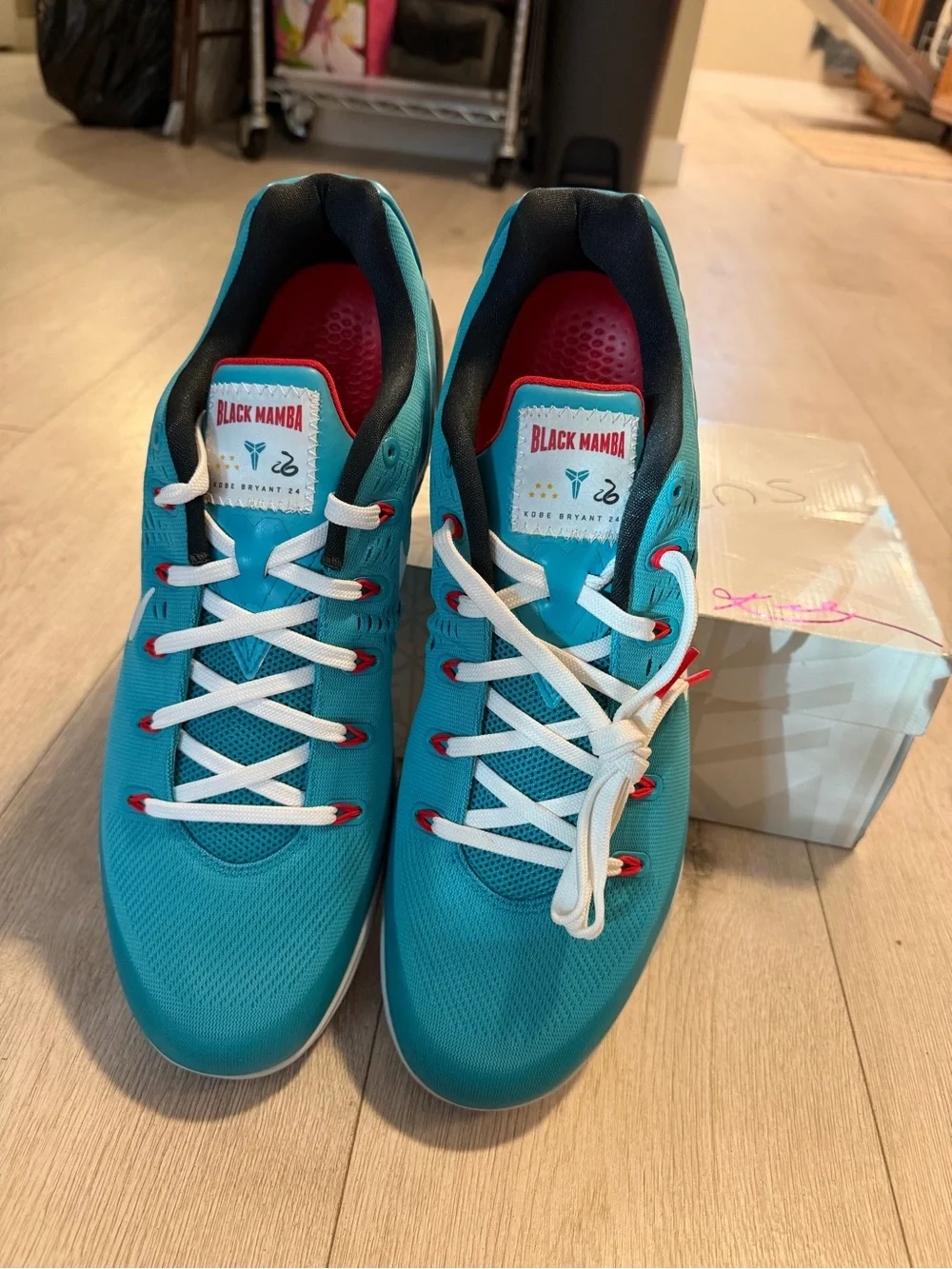 N/A nike kobe
